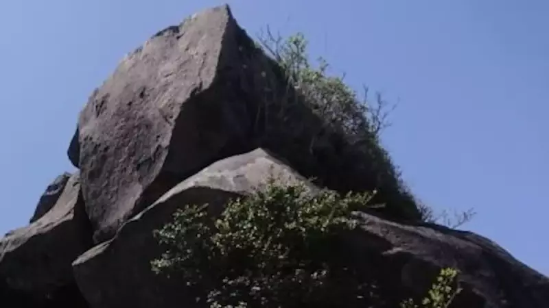 高千穂峰登山二子石