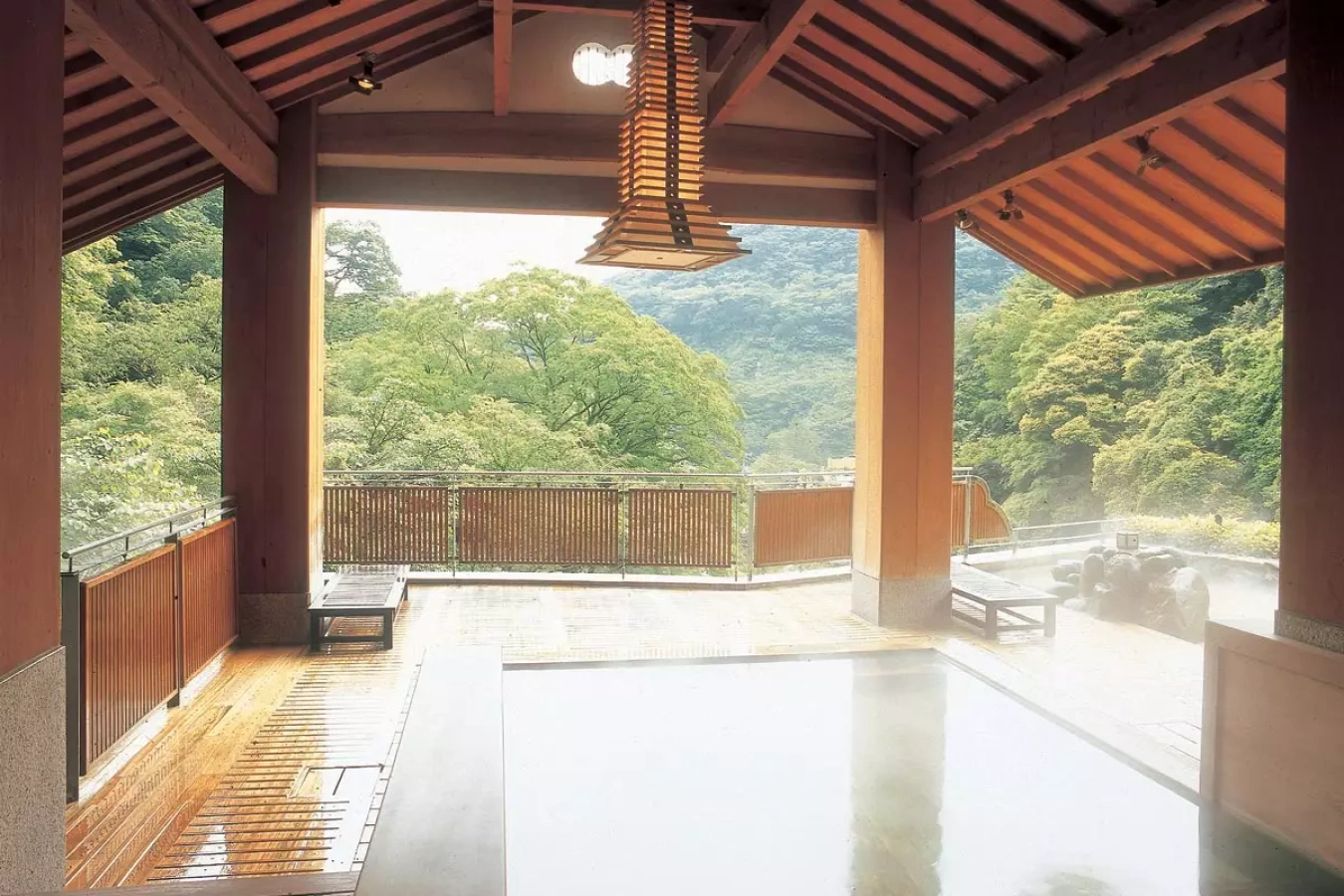 【関東】冬におすすめ「低山×温泉」のセット12選!絶景の日帰り登山・ハイキングコースと併せてご紹介