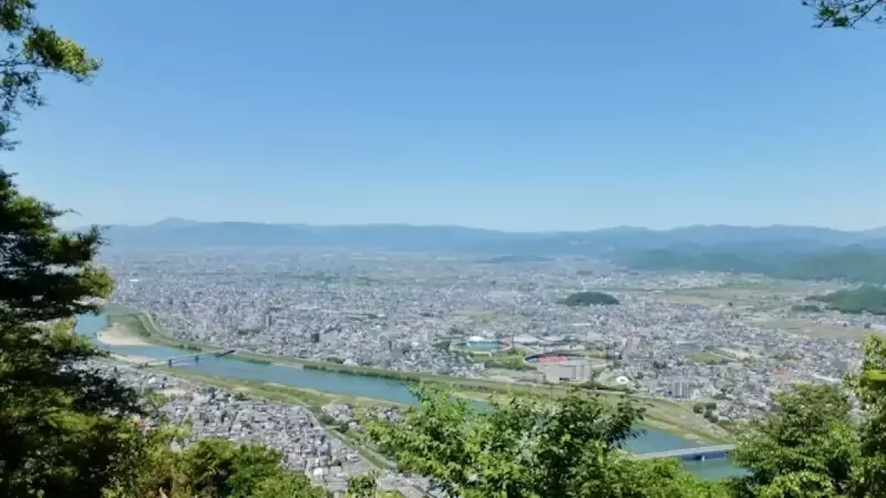 金華山 登山 めい想の小径 ビュースポット