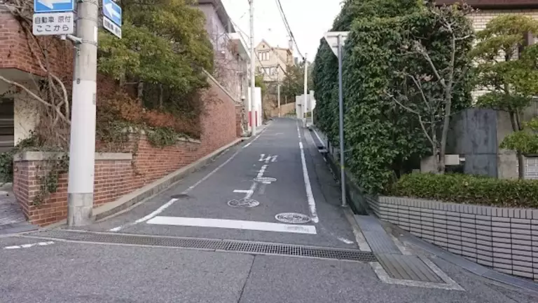 六甲山 登山 紅葉 芦屋の高級住宅街