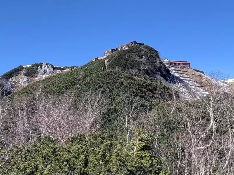 燕山荘遠景