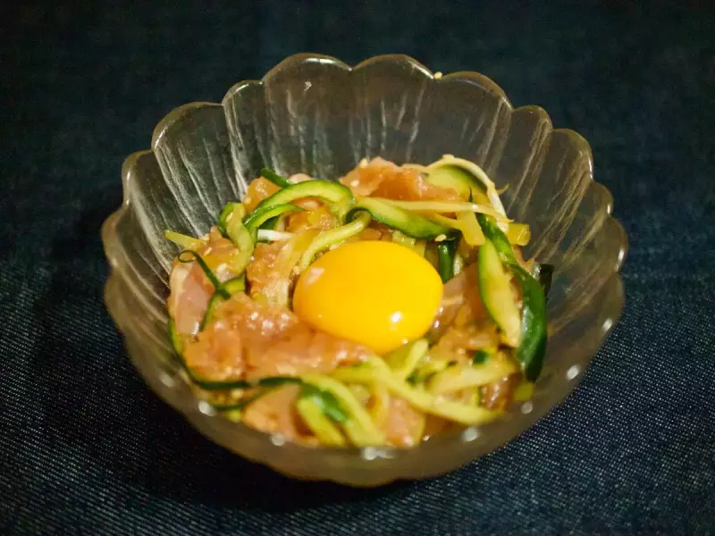 登山 食事 火を使わない
生ハムユッケ