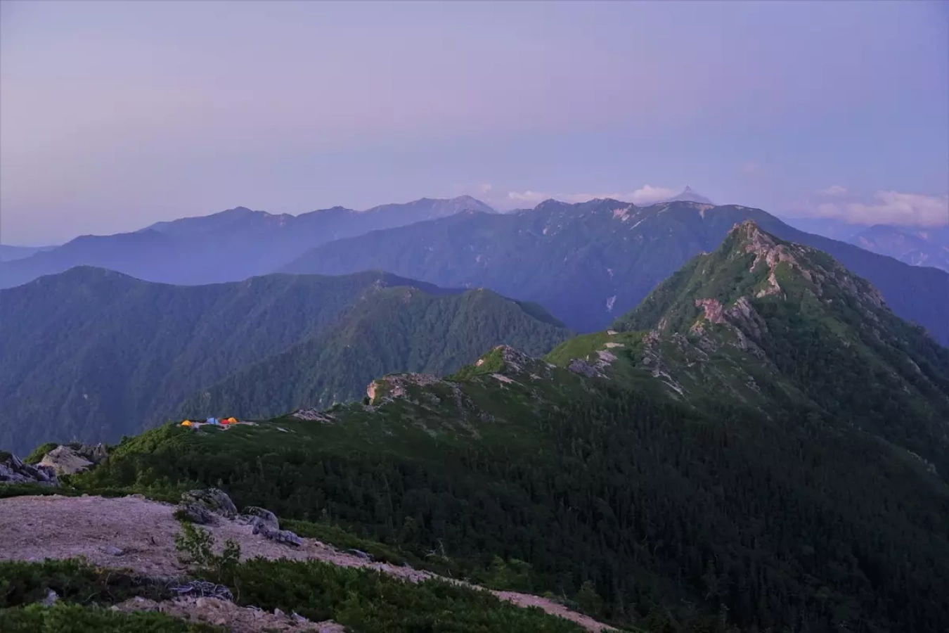 常念山脈の端にたたずむ静寂の山-餓鬼岳の初心者向けから中級者向けの難易度別登山コース紹介