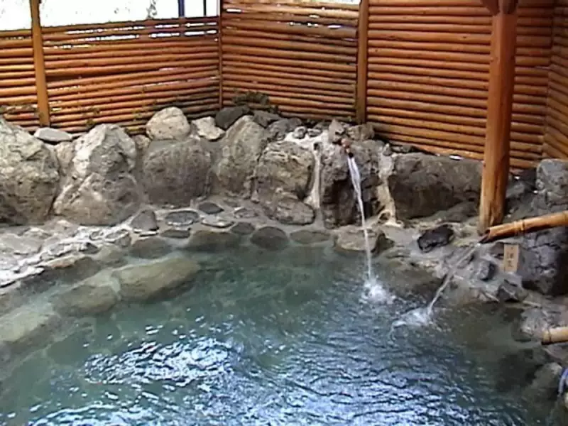 寸又峡温泉町営露天風呂美女づくりの湯