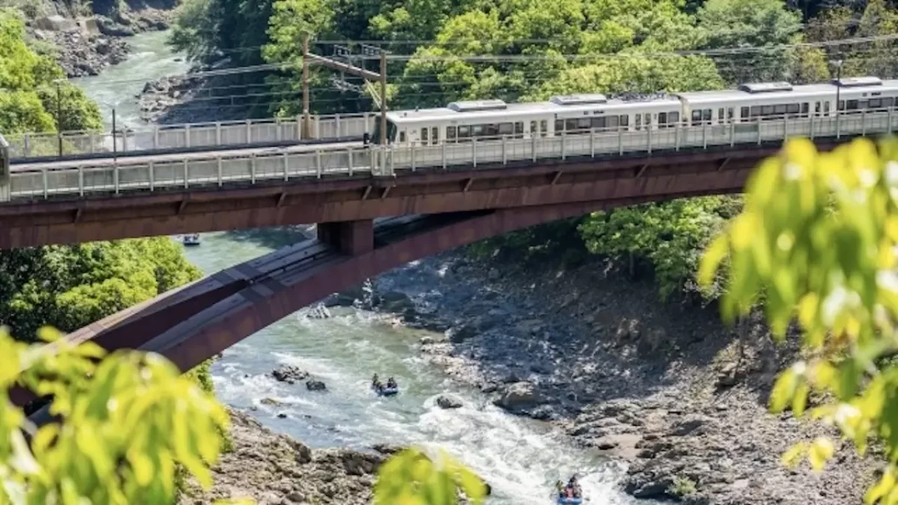 愛宕山 登山口 保津峡駅