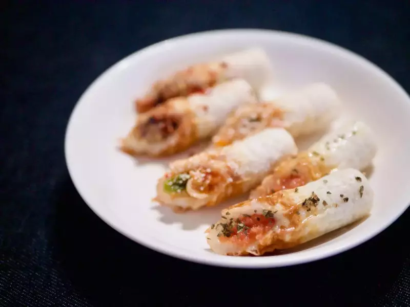 登山 食事 火を使わない
ピリ辛なちくわ詰め3種