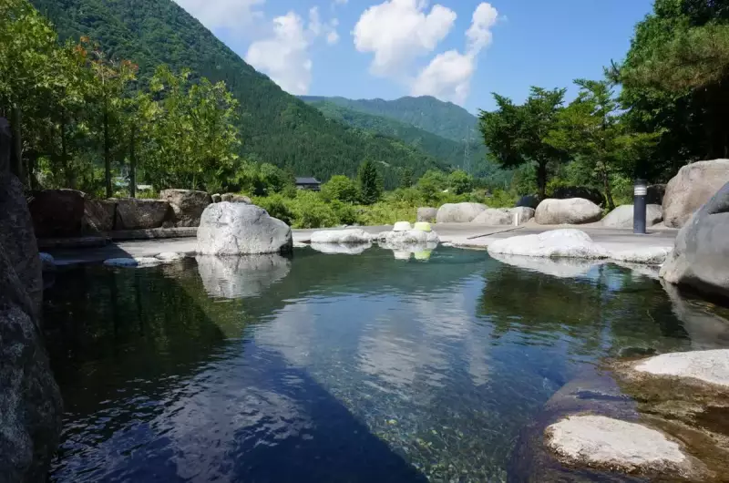 奥飛騨温泉郷栃尾温泉 荒神の湯