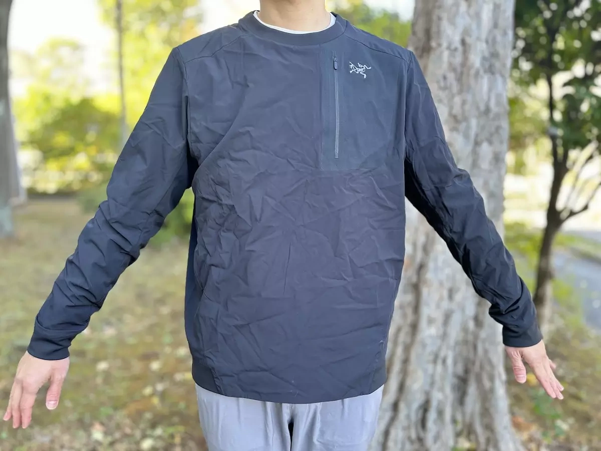 適度な保温性と湿度コントロールに優れたアークテリクスのアクティブインサレーション『プロトン クルー ネック プルオーバー』