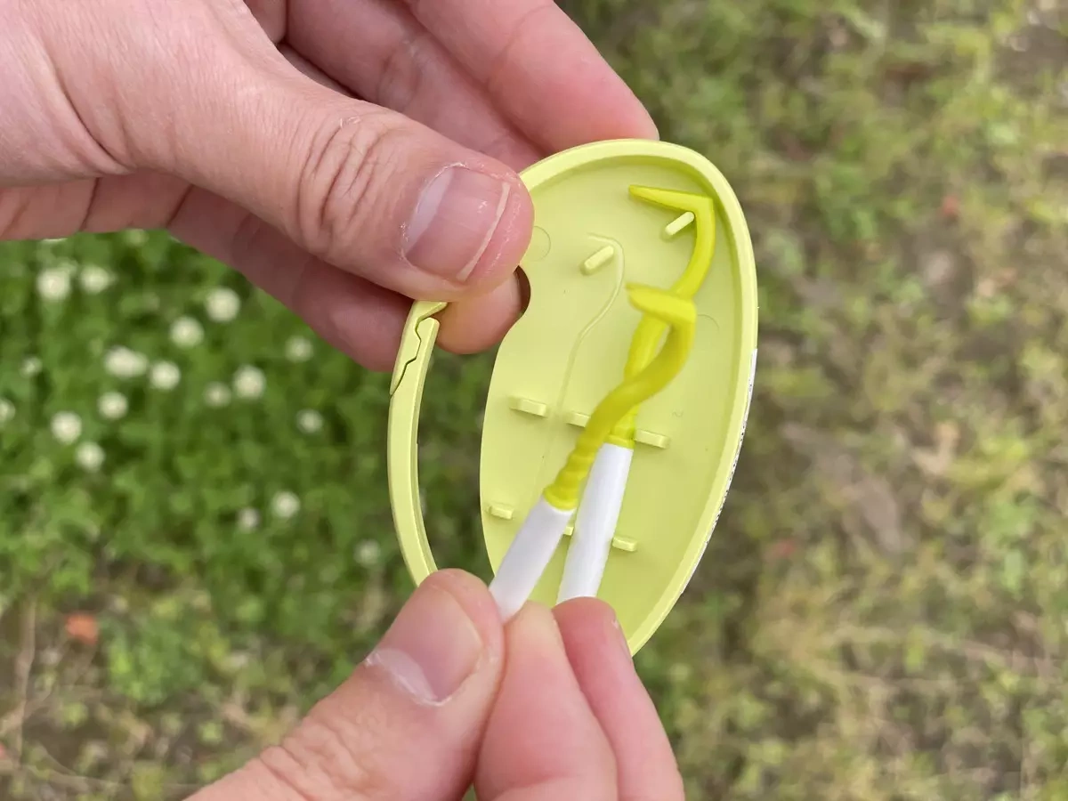 7月のプレゼントはマダニ対策におすすめ『ティックツイスター』