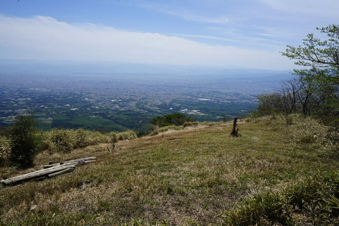 鍋割山(群馬県)初心者にもおすすめ!難易度別登山ルートと魅力をご紹介