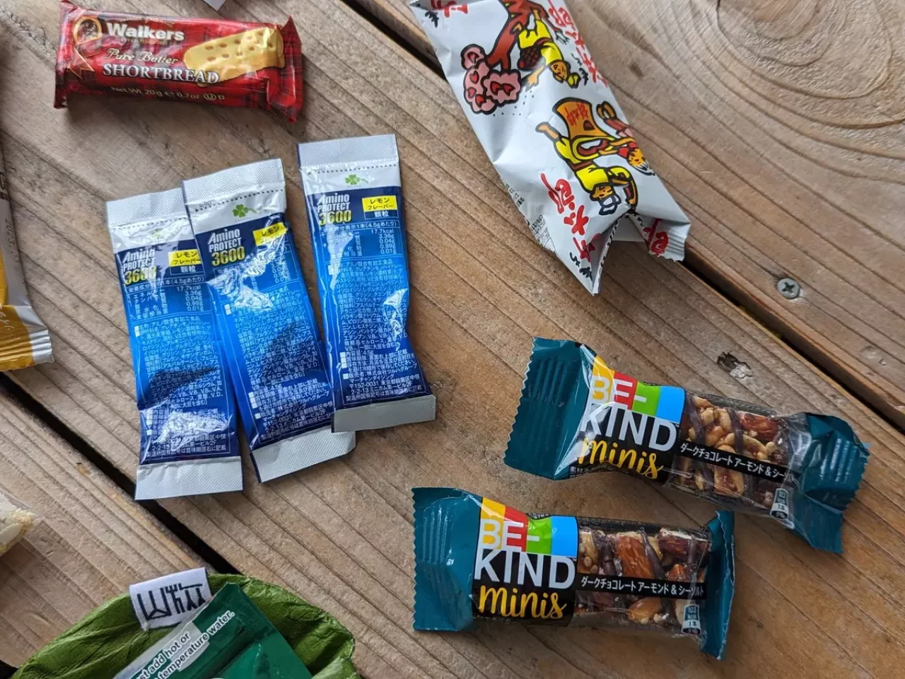 登山 食事 フリーズドライ 行動食