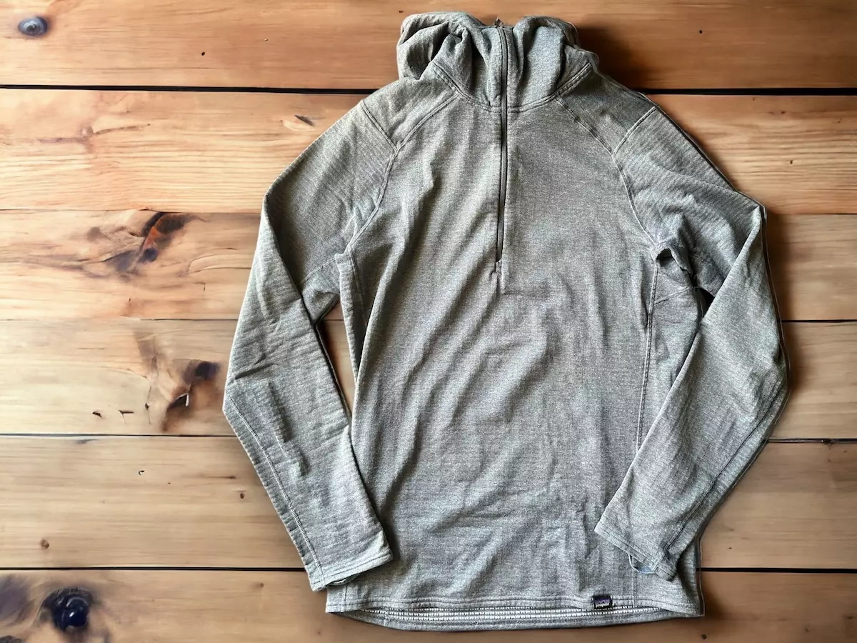 肌がずっとドライで暖かいベースレイヤー『パタゴニア キャプリーン・サーマルウェイト』