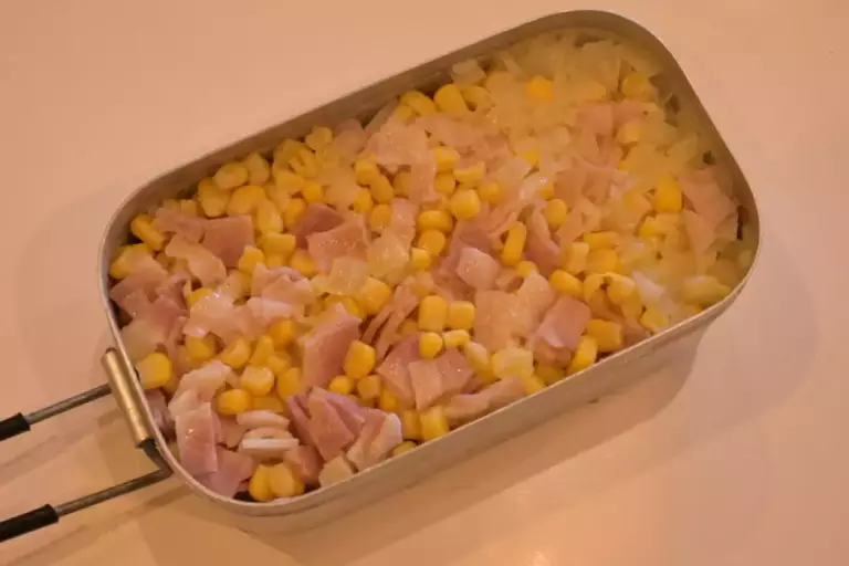 登山 食事