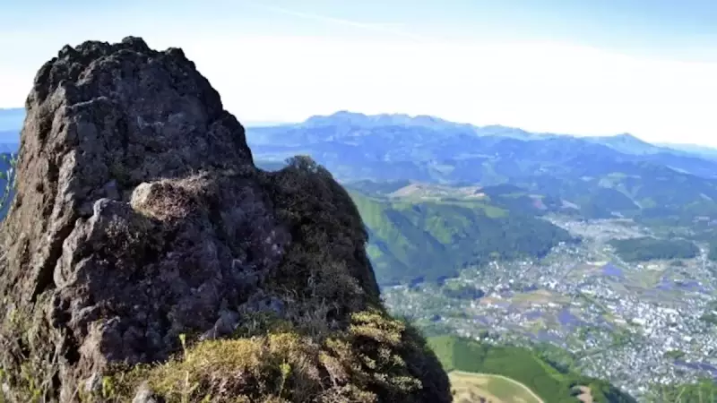 由布岳登山 東峰の眺望