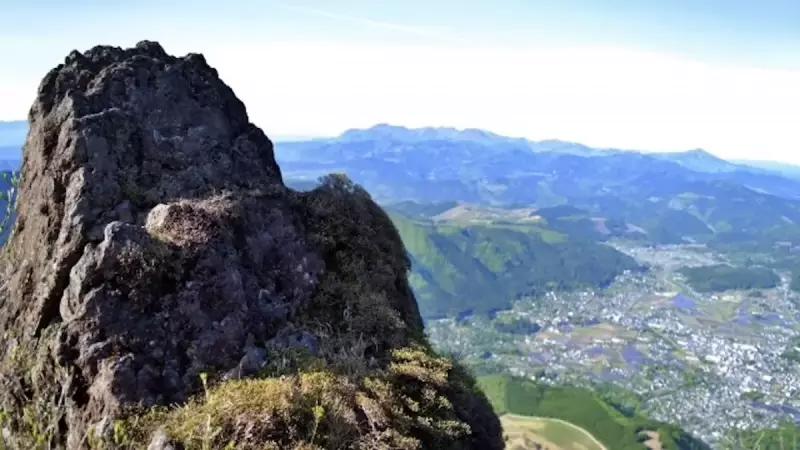 由布岳登山 東峰の眺望