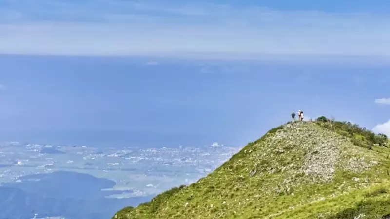 関西 登山 伊吹山