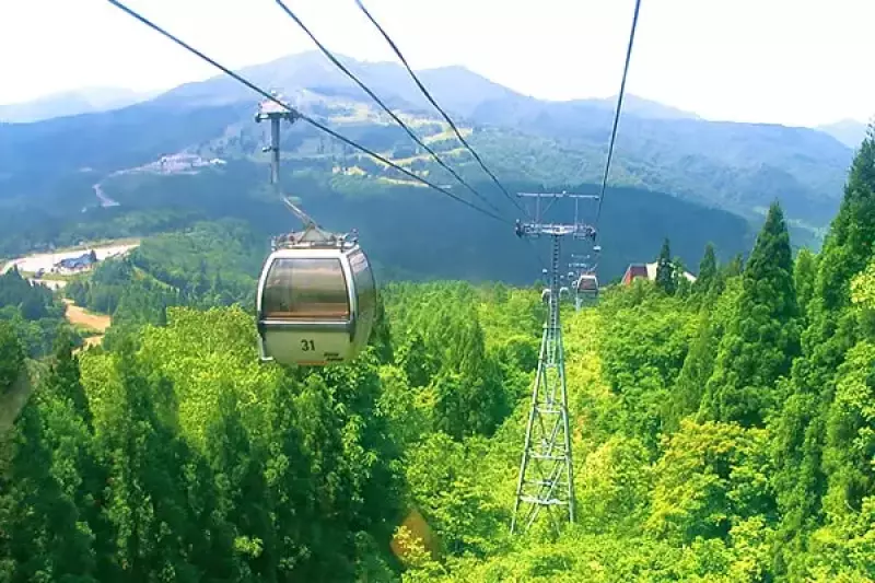 ウイングヒルス白鳥リゾートのゴンドラ