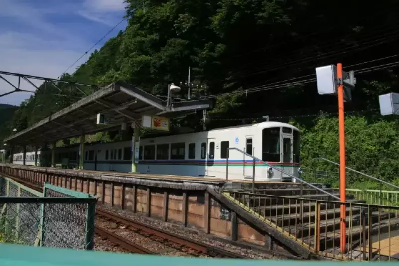 公共交通機関でアクセス可能